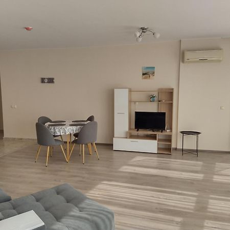 Apart Allure Dobi Aparthotel Primorsko Ngoại thất bức ảnh
