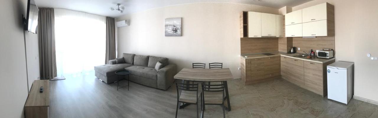 Apart Allure Dobi Aparthotel Primorsko Ngoại thất bức ảnh