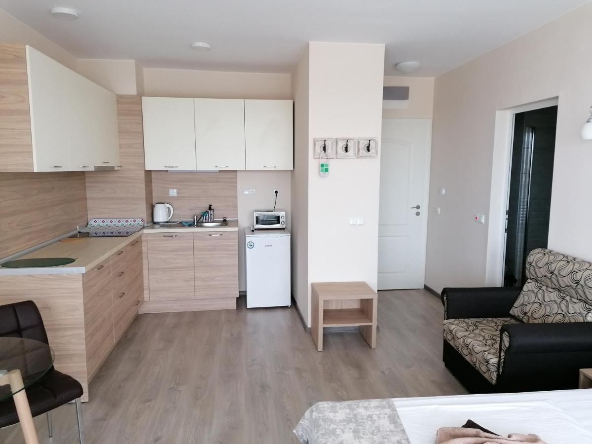 Apart Allure Dobi Aparthotel Primorsko Ngoại thất bức ảnh
