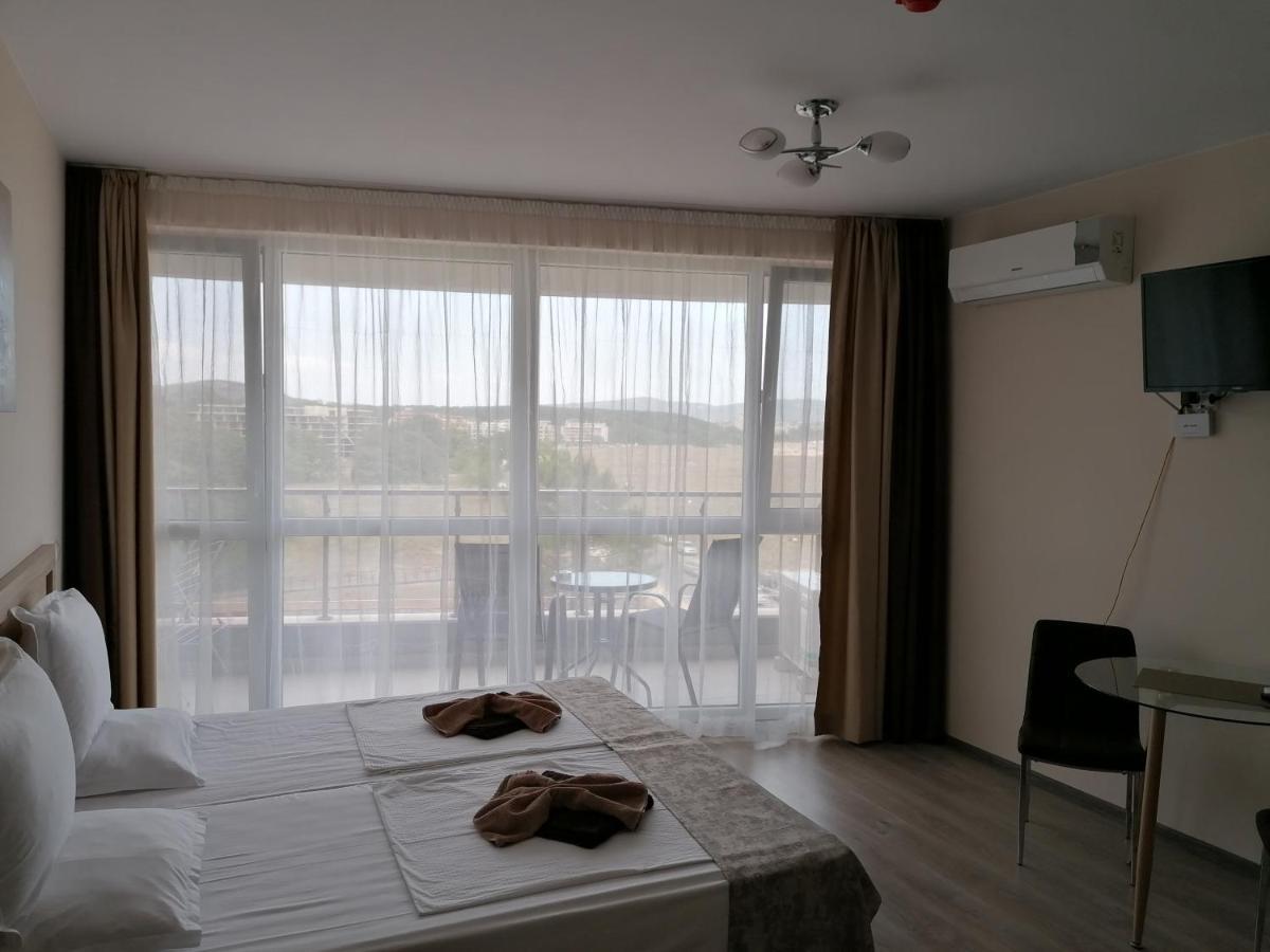 Apart Allure Dobi Aparthotel Primorsko Ngoại thất bức ảnh