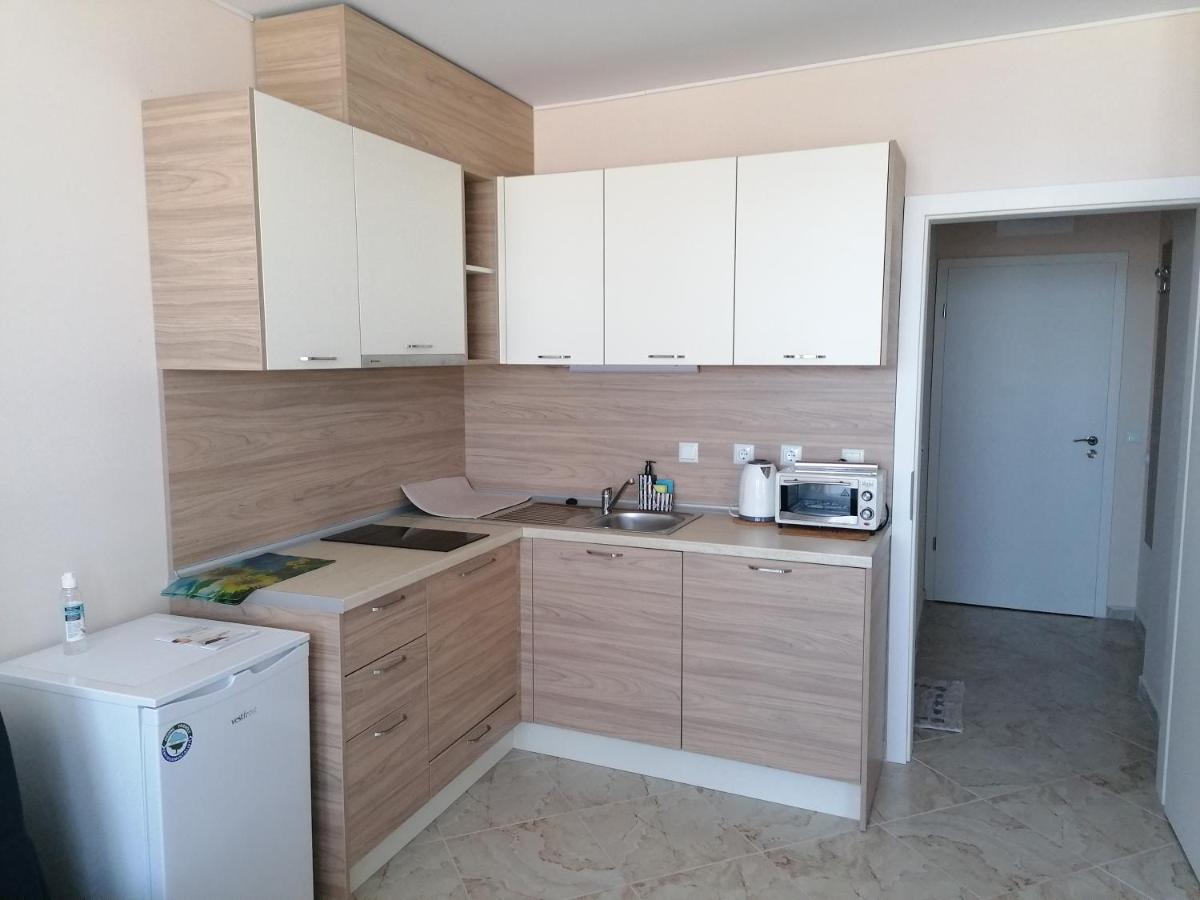 Apart Allure Dobi Aparthotel Primorsko Ngoại thất bức ảnh